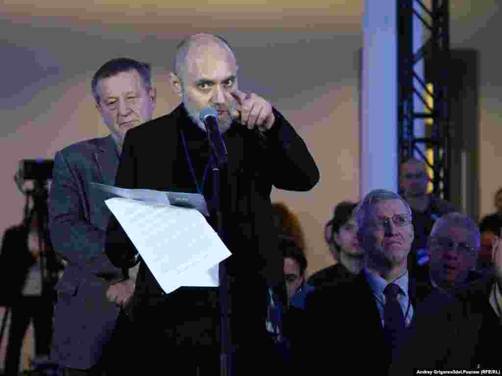 Роман Удот 