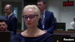 Văduva lui Alexei Navalnîi a rămas fără contul de X, fosta rețea Twitter administrată acum de Elon Musk. Ea își crease contul în urmă cu o zi