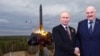Egyelőre nem egyértelmű, hogy tényleg átvittek-e orosz atomfegyvereket Belaruszba, de ha megtörtént, az fokozza a kockázatokat