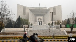 PAKISTAN-COURTS-POLITICS