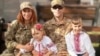 Загиблий в російсько-українській війні боєць, громадський активіст з Білорусі Василь Парфенков і його родина