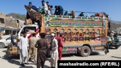 د پاکستان لخوا کډوالو ته ورکړل شوي ضرب الاجل ته د ګوتو په شمار ورځې پاتې دي: انځور له ارشیفه