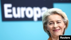 Actuala șefă a Executivului comunitar și-a anunțat oficial intenția de a candida pentru încă un mandat la conducerea Comisiei Europene. 