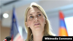 Экс-посол США в Украине Бриджит Бринк