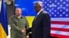 Візит глави Пентагону до Києва: США передадуть боєприпаси, засоби ППО та інше