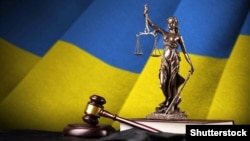 После аннексии Крыма Российской Федерацией осужденный зарегистрировал в российской юрисдикции детский лагерь оздоровления и отдыха «Кипарис» в Алуште