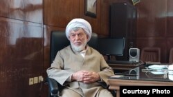 حسینعلی نیری؛ عکس از آرشیو
