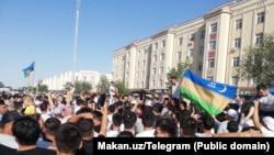 Протестный митинг в каракалпакской столице Нукусе, 1 июля 2022 г.