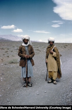 A hazara törzs tagjai az afgán határ közelében.