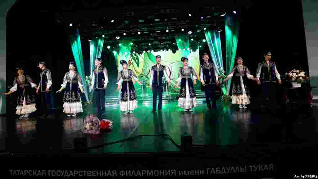 Айдар Фәйзрахманов җитәкчелегендәге Татар дәүләт фольклор музыкасы дәүләт ансамбле 