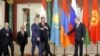 EUobserver. Ժողովրդավարական առաջընթացն անորոշ է ԵՄ ասոցացումը մերժած երկրներում