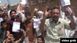 د خیبر پښتونخوا خلک وايي، بجلي په دې صوبه کې جوړېږي خو هغوی ترې محروم دي. 
