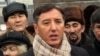Лидер партии «Азат» Болат Абилов выступает на митинге в связи с событиями в Жанаозене. Алматы, 6 января 2012 года.
