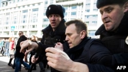 Затримання в Москві ініціатора акцій протесту 26 березня Олексія Навального