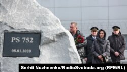 За словами заступника міністра, пріоритетом української сторони є «встановлення істини» щодо збиття літака