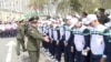 Вазорат "облава" дар фурудгоҳро рад кард. Сокинон бовар надоранд