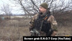 Скріншот з видаленого відео на YouTube-каналі російського воєнізованного націоналістичного угруповання E.N.O.T Corp 