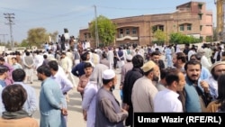 په بنو کې لسګونه خلک د پوځ لخوا د یو ځوان د وژل کېدو خلاف راوتلي دي: مارچ ۲۴، کال ۲۰۲۵م