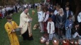 UKRAINE-CRISIS/EASTER