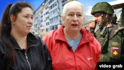 Фотакаляж. Алена і Сьвятлана Калесьнічэнкі, уласьніцы нерухомасьці ў Крыме, на фоне свайго дому і салдата расейскага войска