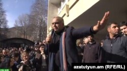 Armenia -- Opposition leader Raffi Hovannisian holds a rally in Kapan, 27Feb2013.