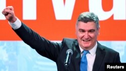 Hrvatski predsjednik i predsjednički kandidat Zoran Milanović nakon prvih neslužbenih rezultata drugog kruga predsjedničkih izbora; Zagreb, Hrvatska 12. januara 2025.