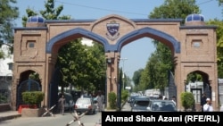 د پېښور پوهنتون یوه دروازه