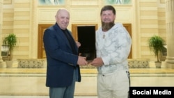 Евгений Пригожин (слева) и Рамзан Кадыров