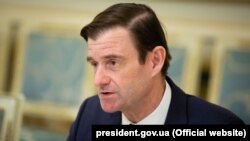 АҚШ мемлекеттік хатшысының орынбасары Дэвид Хейл.