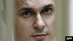 Олег Сенцов за ґратамиRussia -- Ukrainian film director Oleh Sentsov attends a hearing at a military court in the city of Rostov-na-Donu, July 21, 2015