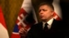 Премьер-министр Словакии также подверг критике президента Украины Владимира Зеленского, обвинив его в «угрозах» зарубежным лидерам, которые собираются в Москву