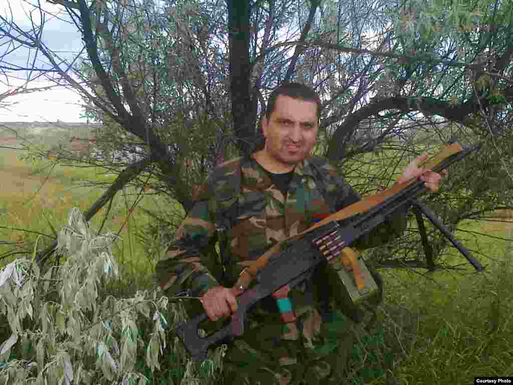 Доброволец из Армении Артур Гаспарян из батальона "Восток", которым командовал Александр Ходаковский