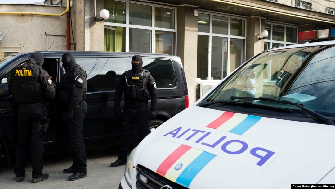 Polițiștii au tras focuri de armă pentru a aplana conflictul dintr-un cartier din Săcele.