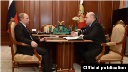 Ruski predsjednik Vladimir Putin i premijerski kandidat Mihail Mišustin (Mikhail Mishustin)