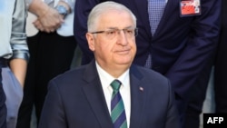 Թուրքիայի պաշտպանության նախարար Յաշար Գյուլերը: 