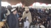 د شمالي وزیرستان کډوالو له بکاخېلو کیمپ سره بنو ته تلونکی سړک تړلی دی