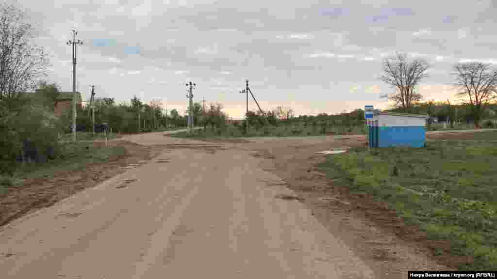 «В основном, там выращивают пшеницу. Есть сады, виноградники. Село богатое, люди трудолюбивые», – рассказывает Эльвина
