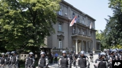 Pripadnici žandarmerije ispred zgrade Predsedništva - ilustrativna fotografija iz arhive