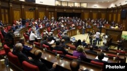 Armenia - The National Assembly holds a plenary session in Yerevan, 13Jun2016.