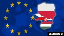 Եվրամիության և Վիշեհրադյան քառյակի պետությունների դրոշները