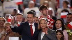 Primarul Varșoviei, Rafal Trzaskowski (foto), ar fi câștigat la mică distanță de principalul său contracandidat turul I al alegerilor prezidențiale din Polonia.