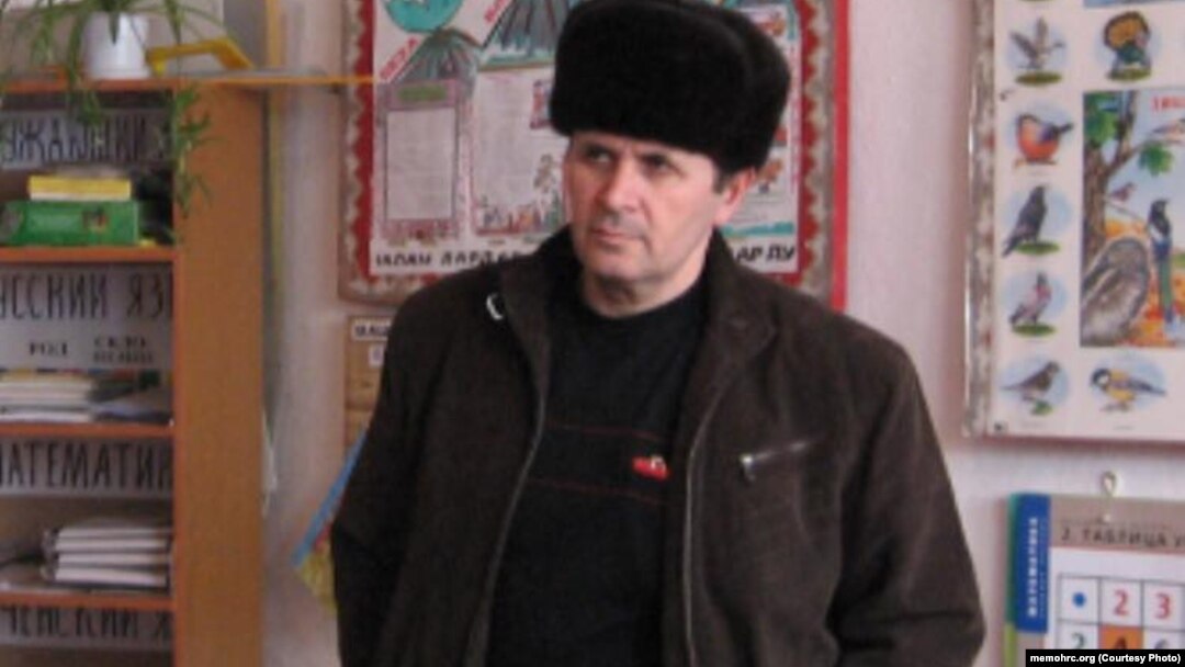 Коллеги Титиева отмечают, что он ведет здоровый образ жизни и является соблюдающим мусульманином