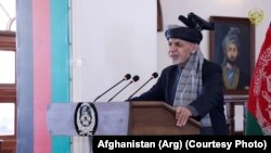 پخوانی افغان ولسمشر محمد اشرف غني د وينا په وخت - انځور له ارشيفه