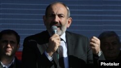 Վարչապետ Նիկոլ Փաշինյանը քարոզարշավի ժամանակ, արխիվ