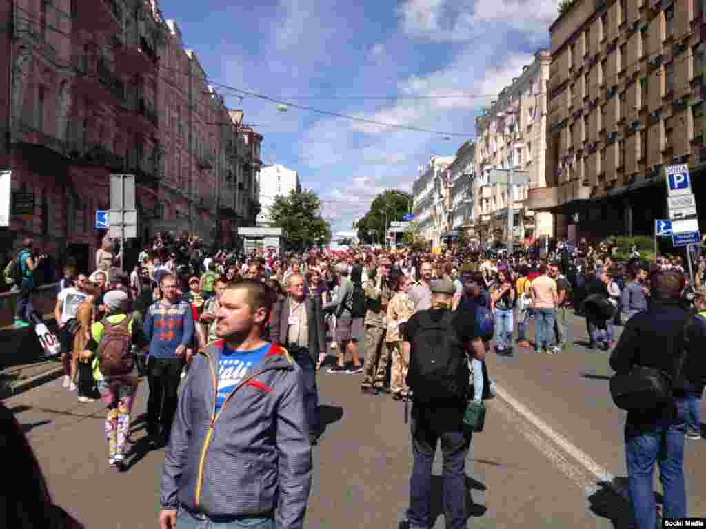 В общей сложности "Марш равенства-2016" продолжался около получаса