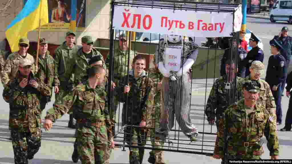 Відзначення річниці провалу «російської весни». Запоріжжя, 13 квітня 2015 року. Більше фотографій про цю акцію ТУТ