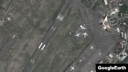 Հայաստան -- «Էրեբունի» օդանավակայանը՝ Google Maps քարտեզի վրա, Երևան, 21-ը նոյեմբերի, 2013թ․