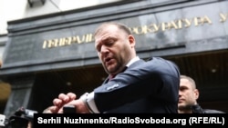 Михайло Добкін біля Генпрокуратури, липень 2018 року
