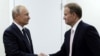 Медведчук знову зустрівся з Путіним у Москві. Президент Росії пообіцяв йому вакцину від COVID-19