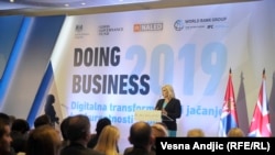 Ministarka građevinarstva, saobraćaja i infrastrukture Srbije Zorana Mihajlović izjavila je da je cilj da Srbija na Duing biznis listi Svetske banke bude među prvih 30 